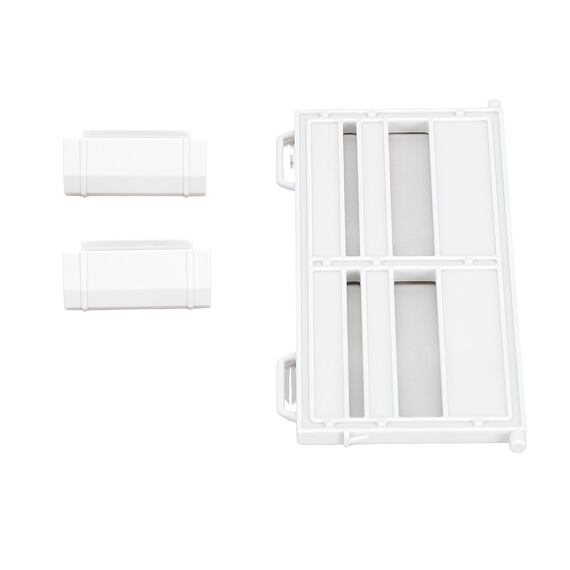 Separating gate and drinking troughs for livestock truck - Bruder 43922