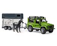 Land Rover Defender s přepravníkem na koně - Bruder 2592