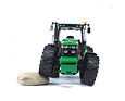 bruderland-john-deere-7930-bruder-3050_3-700x700.jpg